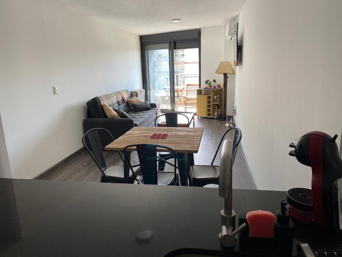 Apartamento Amplio y nuevo con excelente ubicación y vista Montevideo Exterior foto