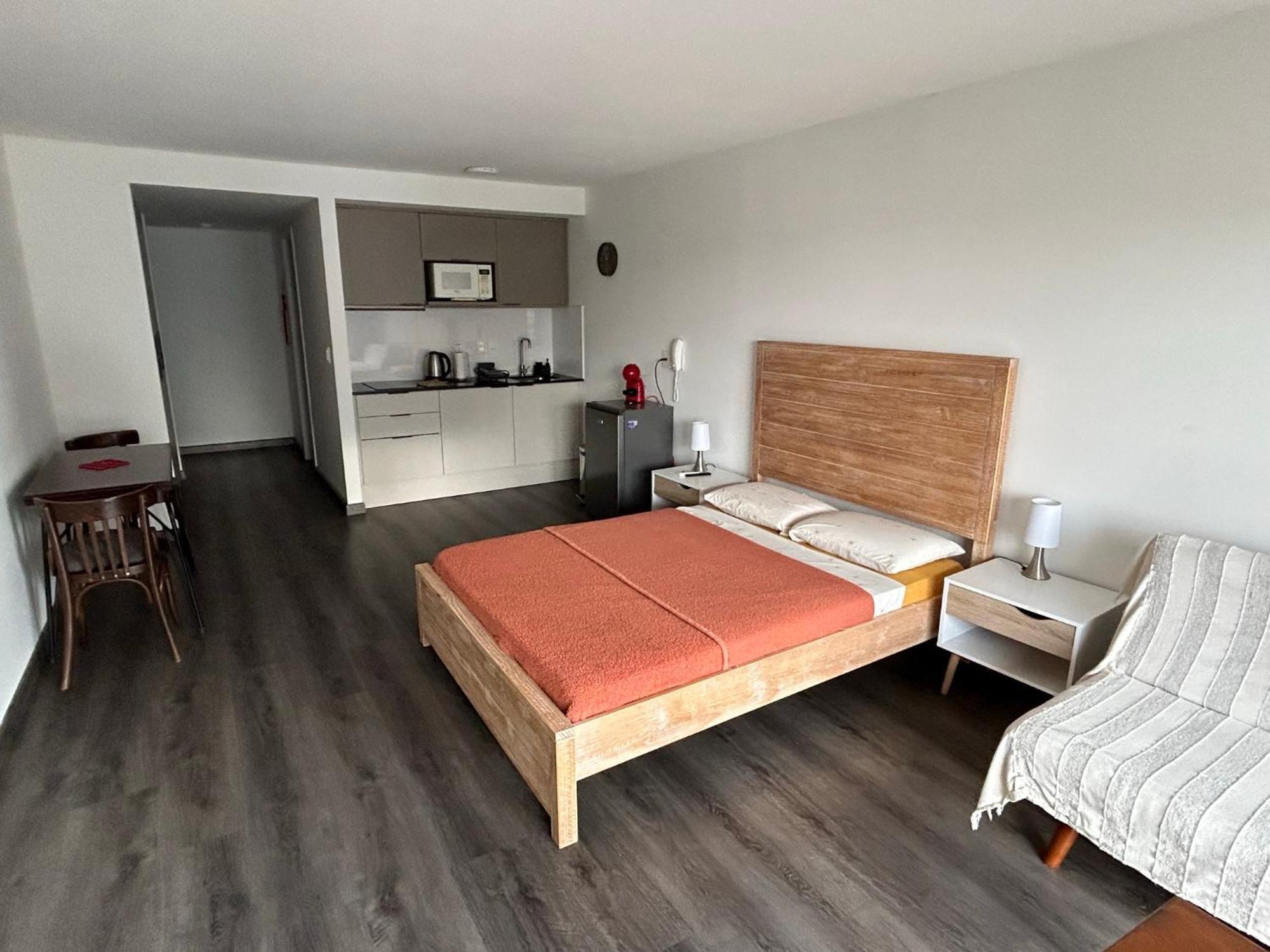 Apartamento Amplio y nuevo con excelente ubicación y vista Montevideo Exterior foto