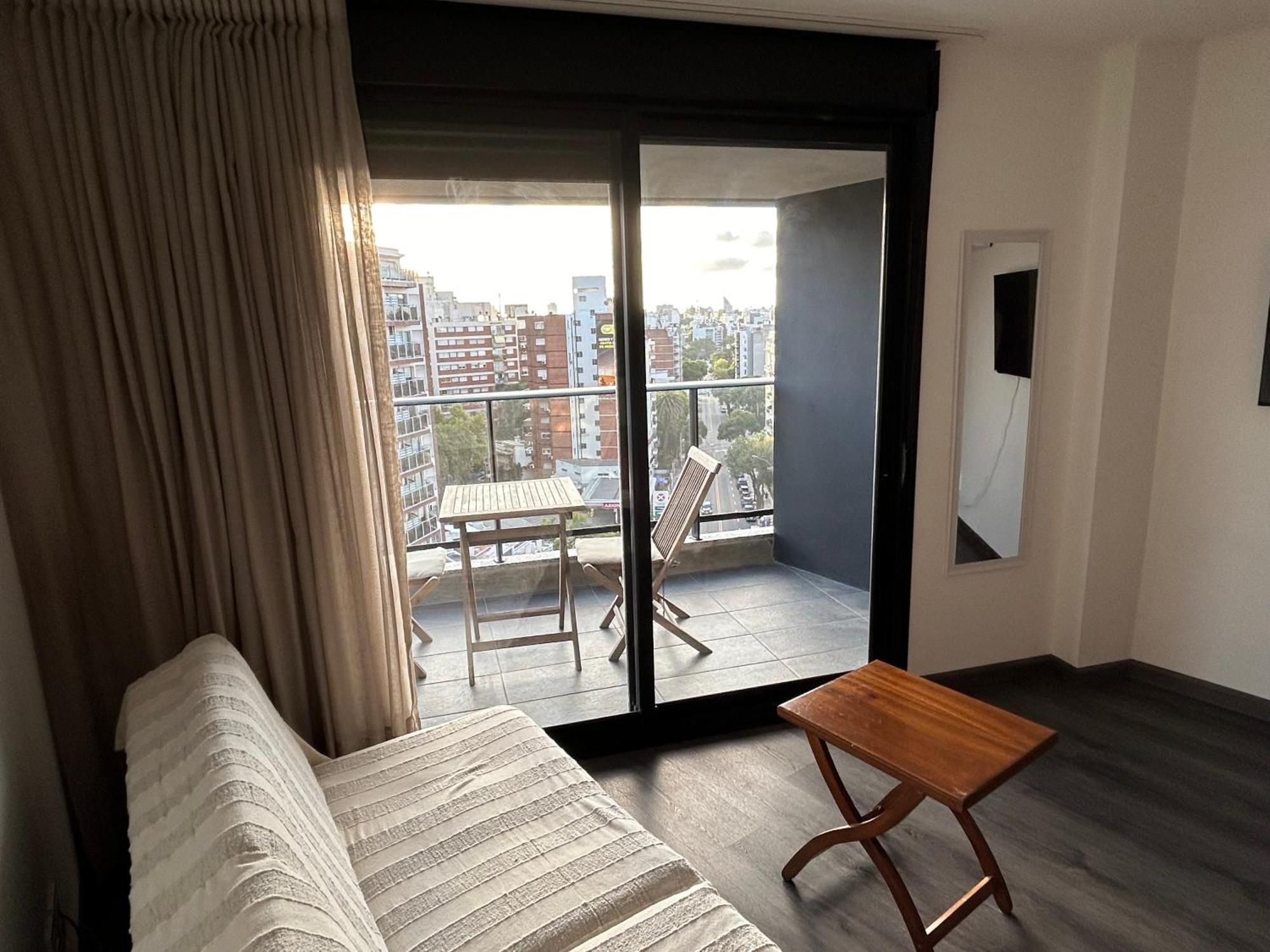Apartamento Amplio y nuevo con excelente ubicación y vista Montevideo Exterior foto